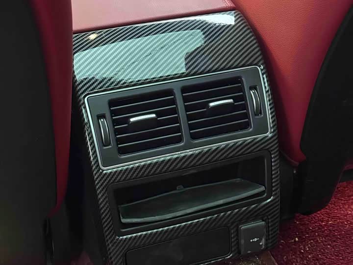 Фото 8 - Jaguar XF L