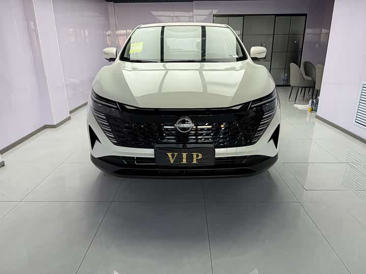 Фото 2 - Nissan Qashqai