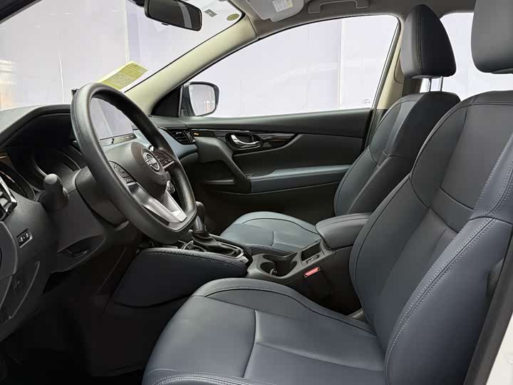 Фото 8 - Nissan Qashqai