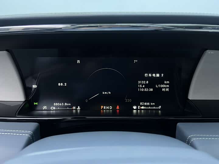 Фото 7 - Lincoln Navigator