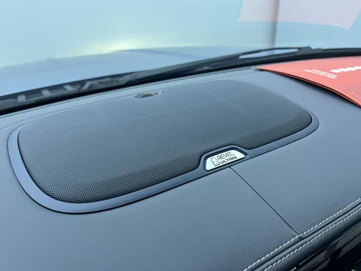 Фото 9 - Lincoln Navigator