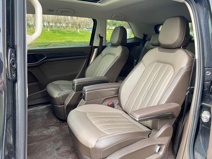 Фото 5 - Volkswagen Viloran