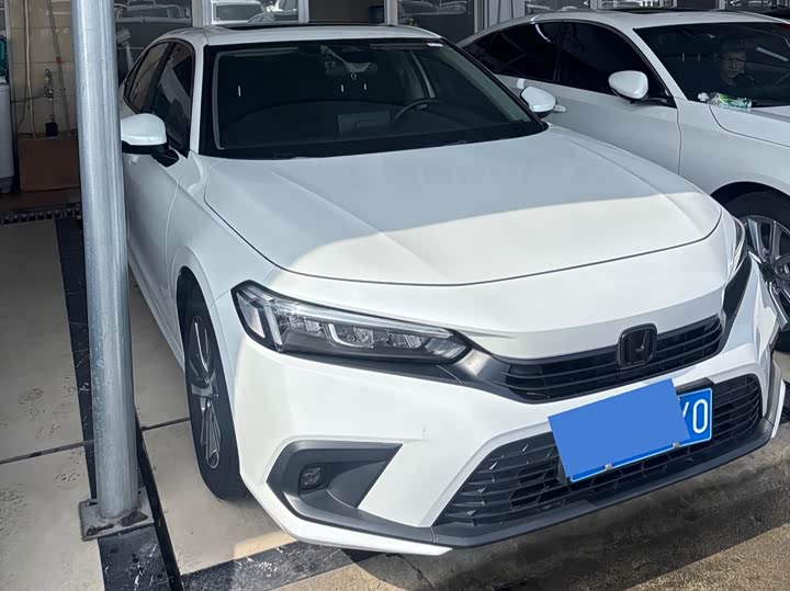 Photo 3 - Honda Civic