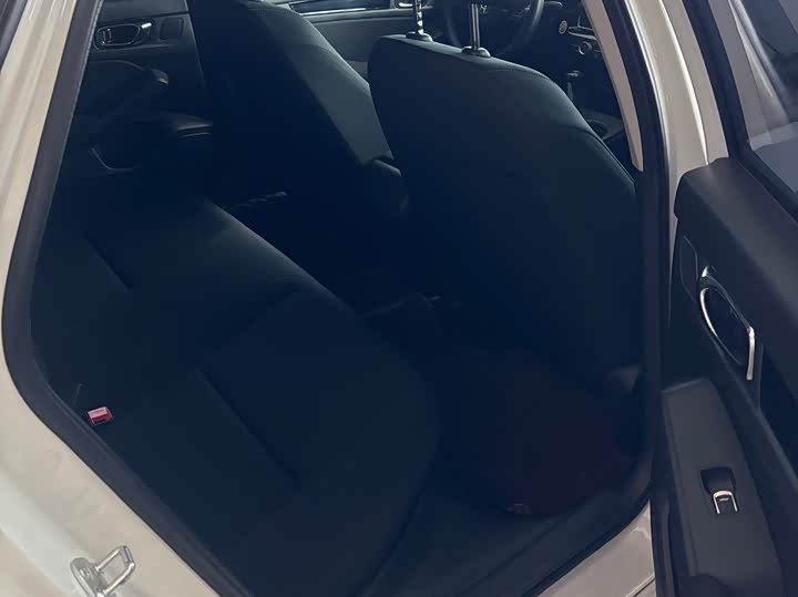 Photo 8 - Honda Civic