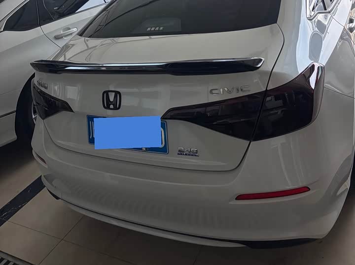Photo 9 - Honda Civic