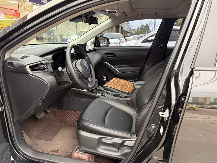 Фото 5 - Toyota Corolla Cross