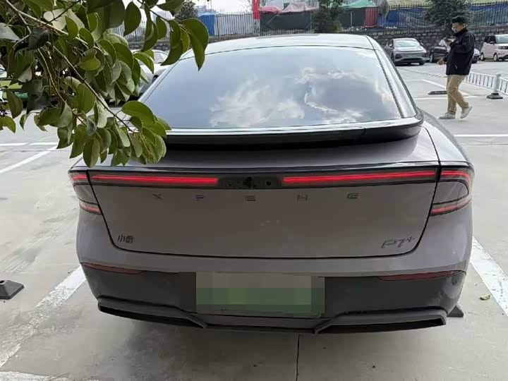 Фото 3 - XPeng F57