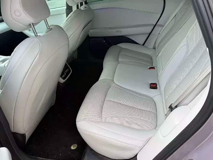 Фото 7 - XPeng F57