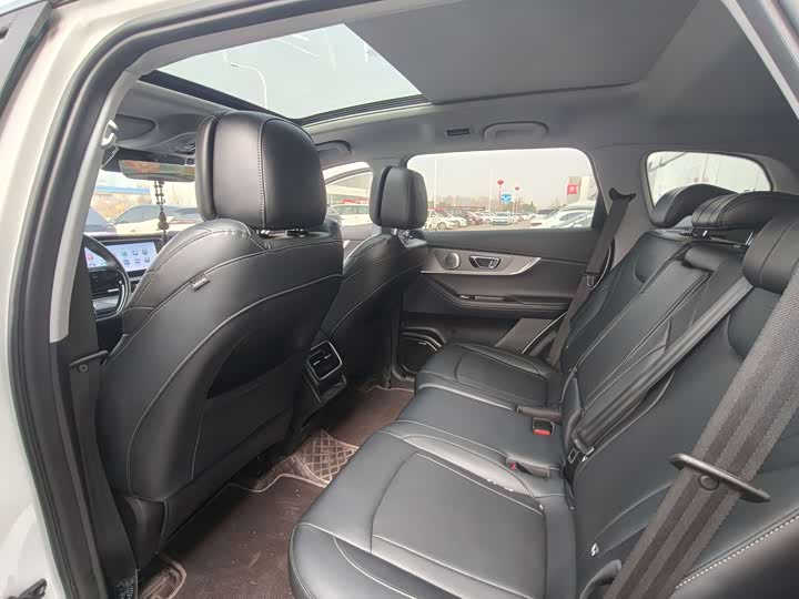 Фото 9 - Chery Tiggo 8 Pro Hybrid