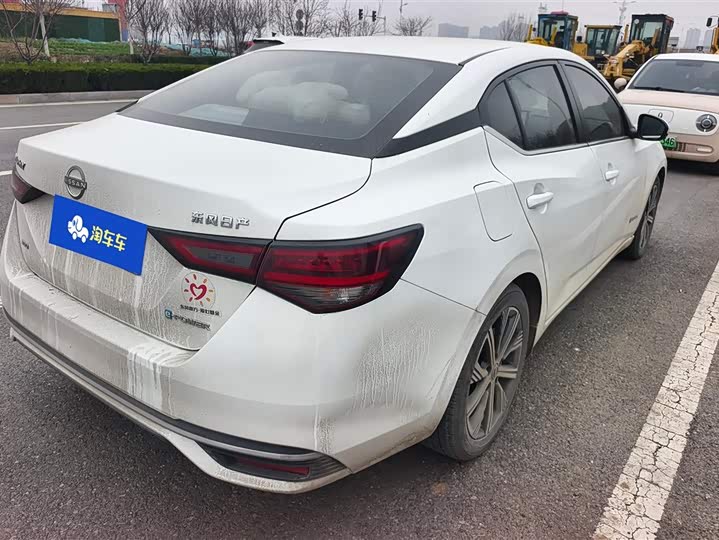 Фото 3 - Nissan Sylphy