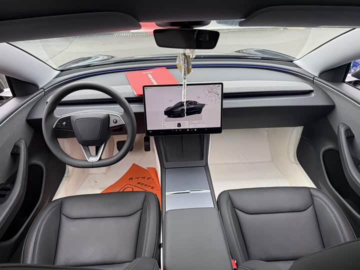 Фото 7 - Tesla Model 3