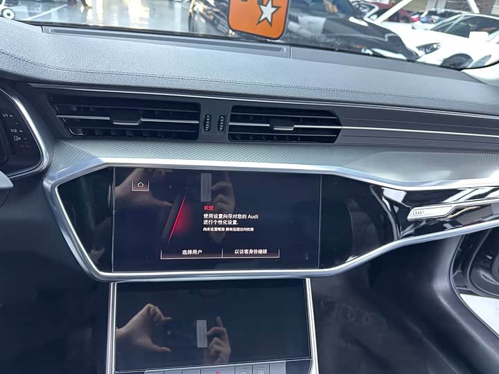 Фото 9 - Audi A6L