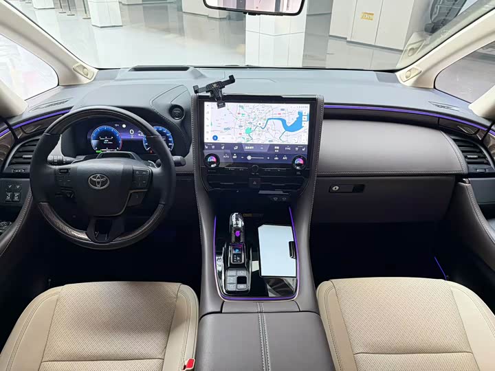 Фото 6 - Toyota Alphard