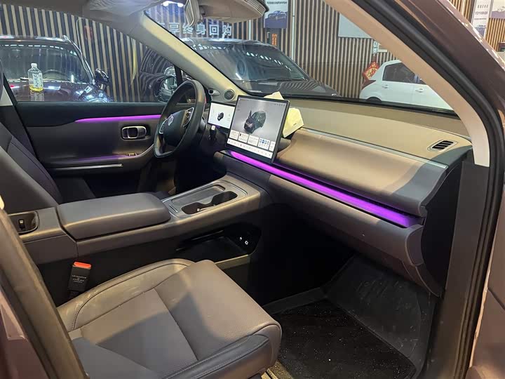 Фото 4 - Leapmotor C10