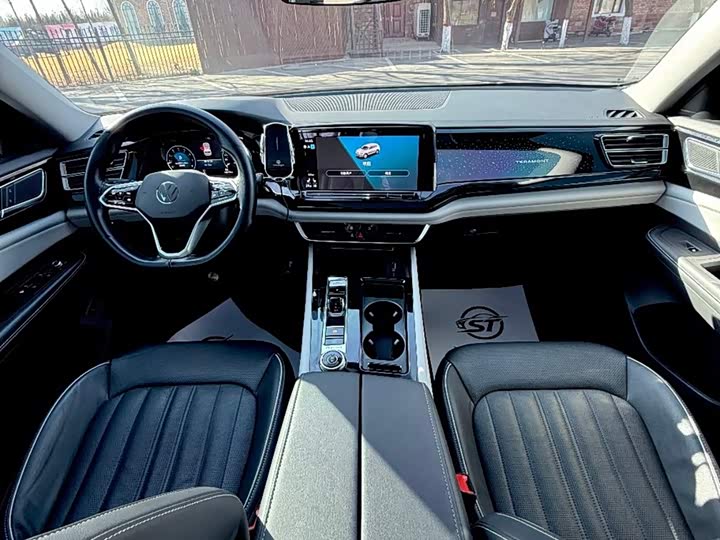 Photo 5 - Volkswagen Teramont Pro