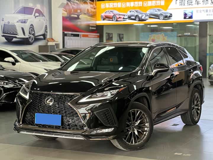Фото 1 - Lexus RX