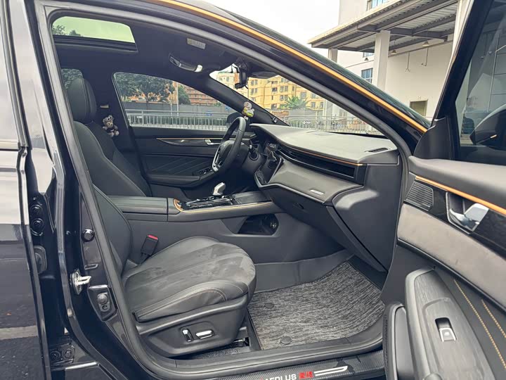 Photo 7 - Dongfeng Aeolus Yixuan Max