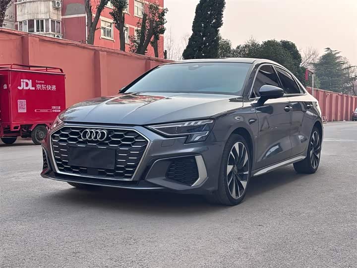 Фото 1 - Audi A3