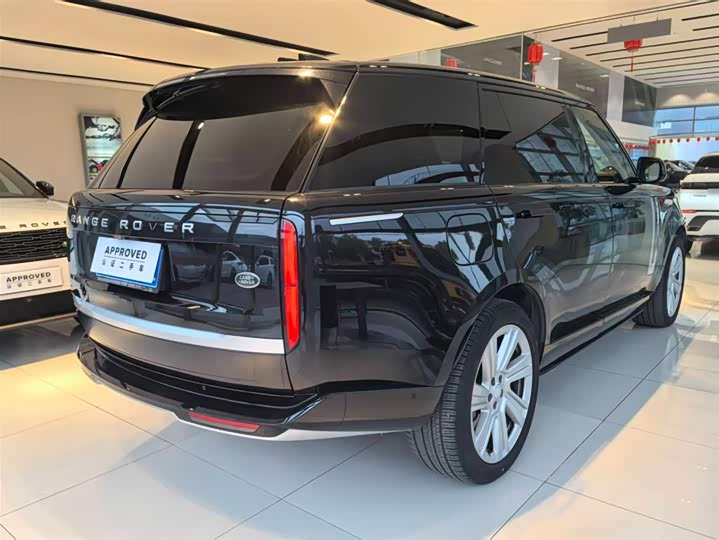 Photo 6 - Land Rover Range Rover