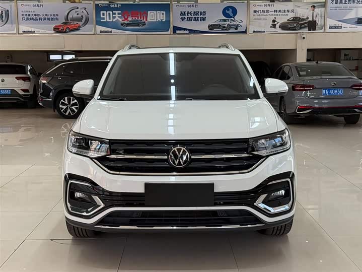 Фото 2 - Volkswagen Tacqua