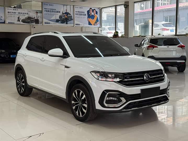 Фото 3 - Volkswagen Tacqua