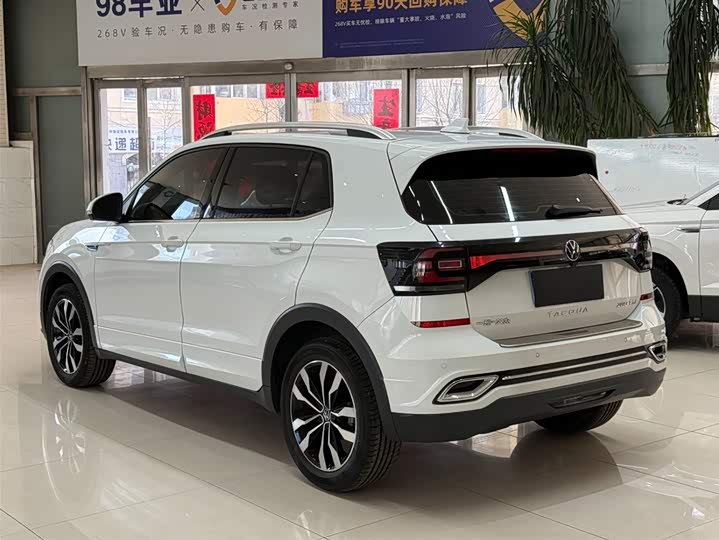 Фото 6 - Volkswagen Tacqua