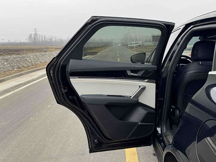 Фото 5 - BYD Tang Hybrid/EV