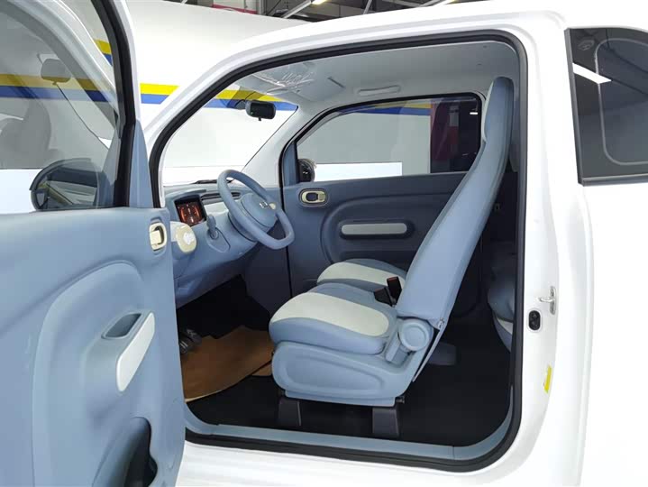 Фото 9 - Bestune Pony