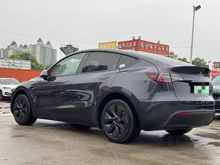 Фото 7 - Tesla Model Y