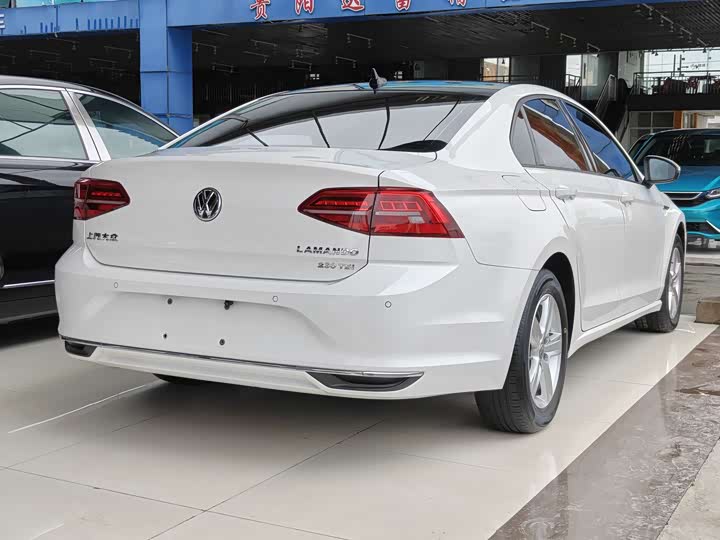 Photo 6 - Volkswagen Lamando L