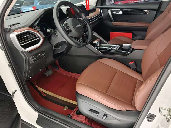 Фото 4 - Kia Sportage GT-line