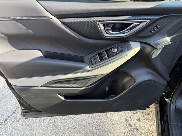 Photo 6 - Subaru Forester