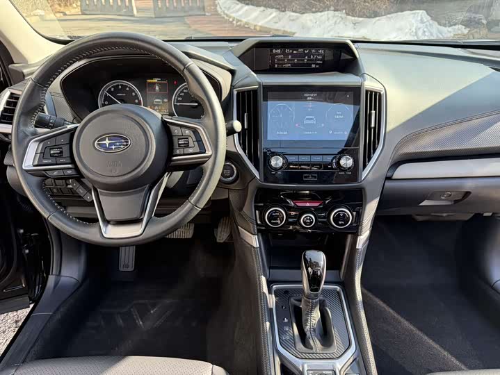 Photo 8 - Subaru Forester