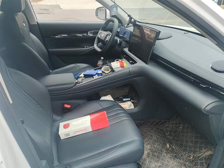 Photo 8 - Geely Galaxy E5