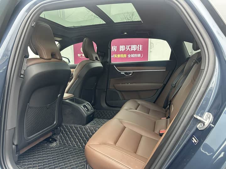 Фото 5 - Volvo S90