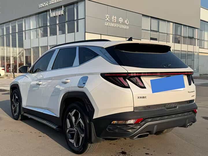 Фото 6 - Hyundai Tucson L