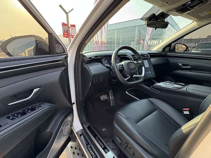 Фото 9 - Hyundai Tucson L