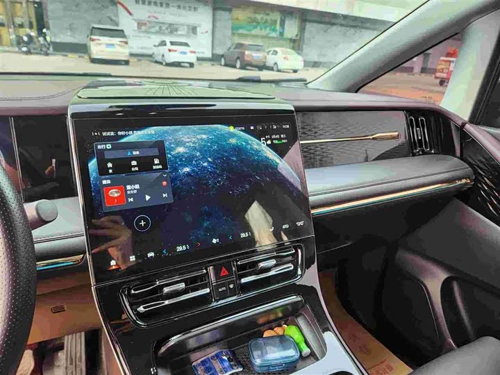 Фото 7 - GAC Trumpchi M8