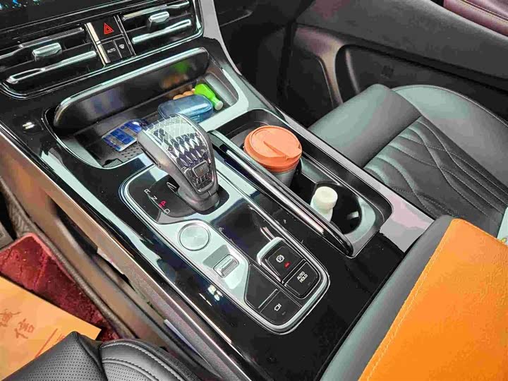 Фото 8 - GAC Trumpchi M8