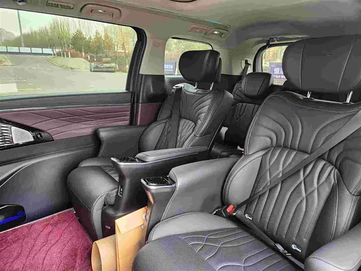 Фото 9 - GAC Trumpchi M8