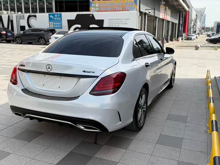 Фото 7 - Mercedes-Benz C-Class