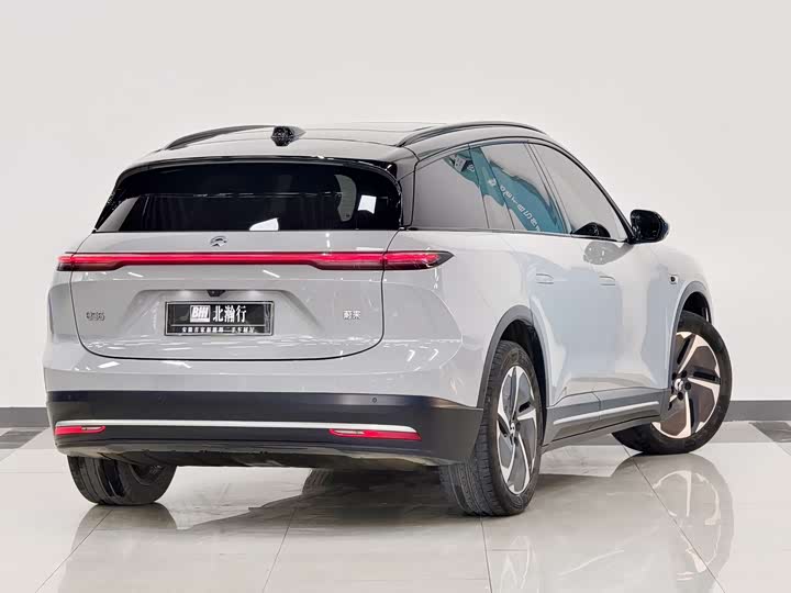 Фото 6 - Nio ES6