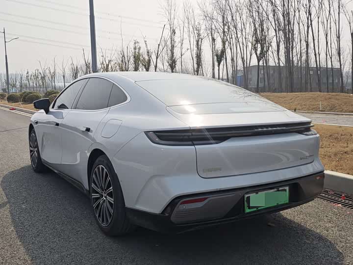 Photo 9 - Geely Galaxy Starshine 8 EM-i