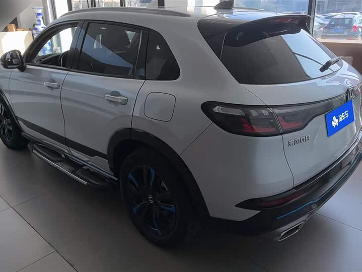 Photo 3 - Honda HR-V