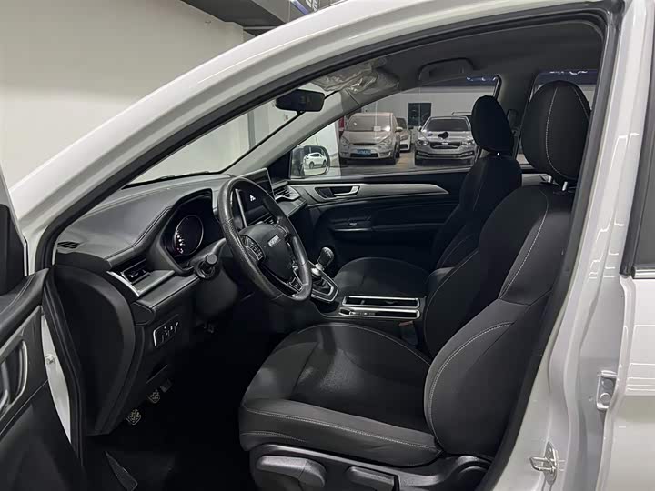 Фото 8 - Haval M6