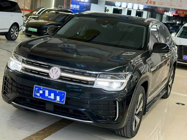 Photo 1 - Volkswagen Teramont Pro