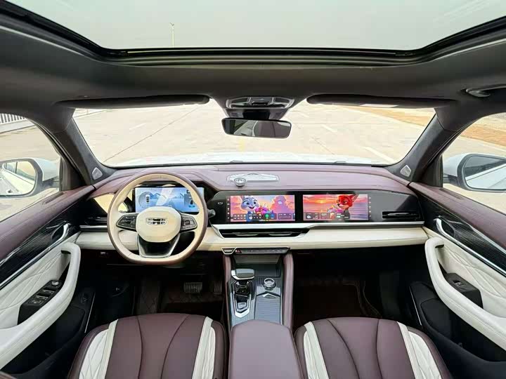 Фото 8 - Geely Monjaro