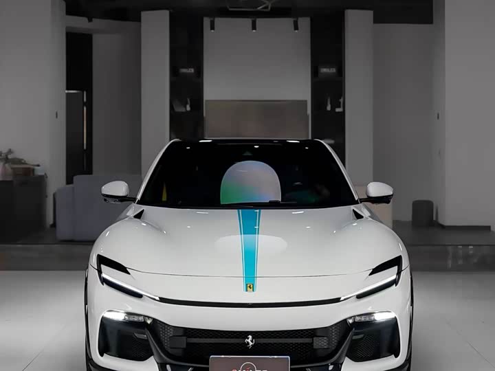 Фото 3 - Ferrari Purosangue