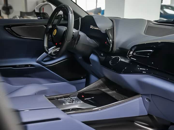 Фото 6 - Ferrari Purosangue