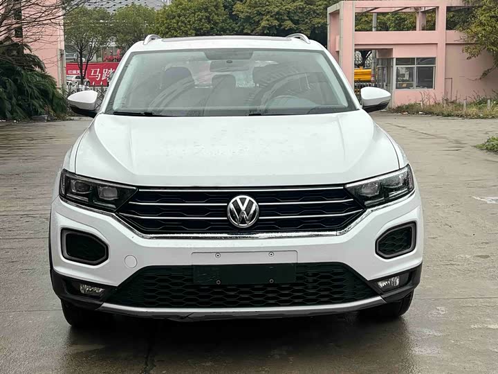 Фото 2 - Volkswagen T-Roc